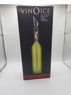 VINOICE Wine Pourer with Chill Rod .Brand new